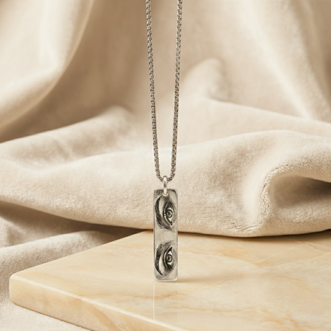 Love Eye - Halskette mit Augengravur