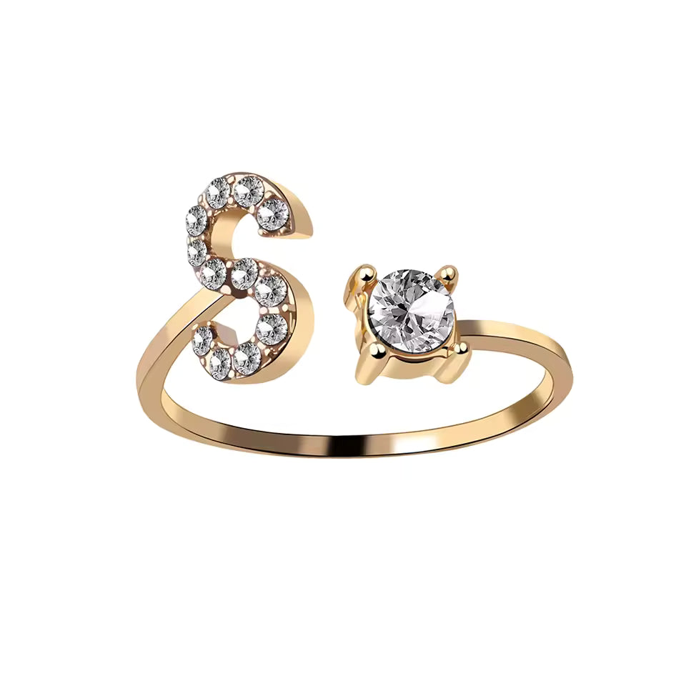 Lovéra – Ring mit Initiale