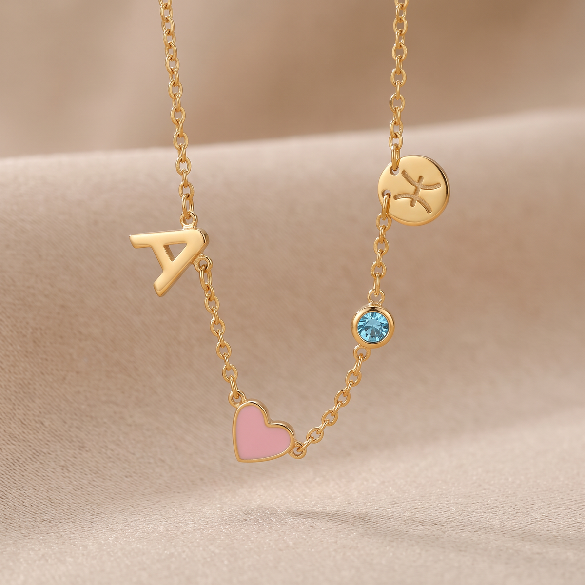 Personalisierte Halskette mit Charms